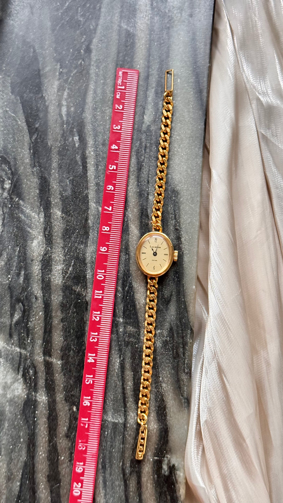 Mila vintage watch