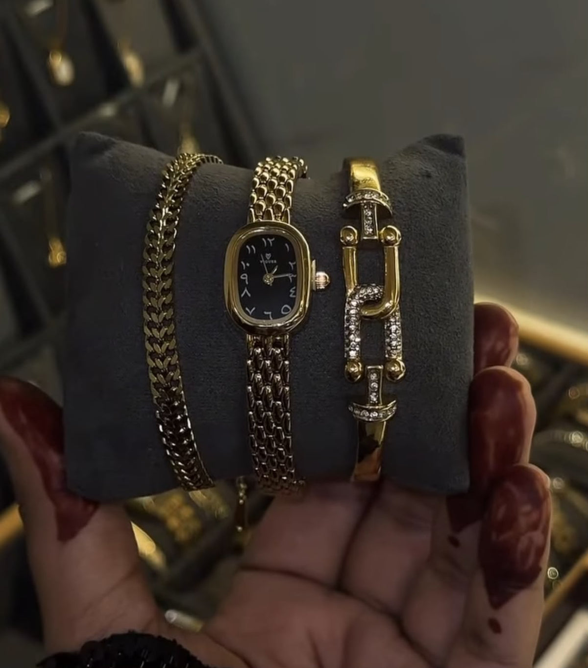 Caelo watch stack